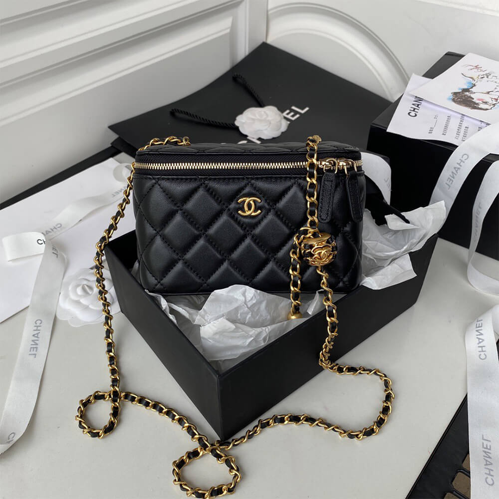 Ch**el VANITY WITH CHAIN