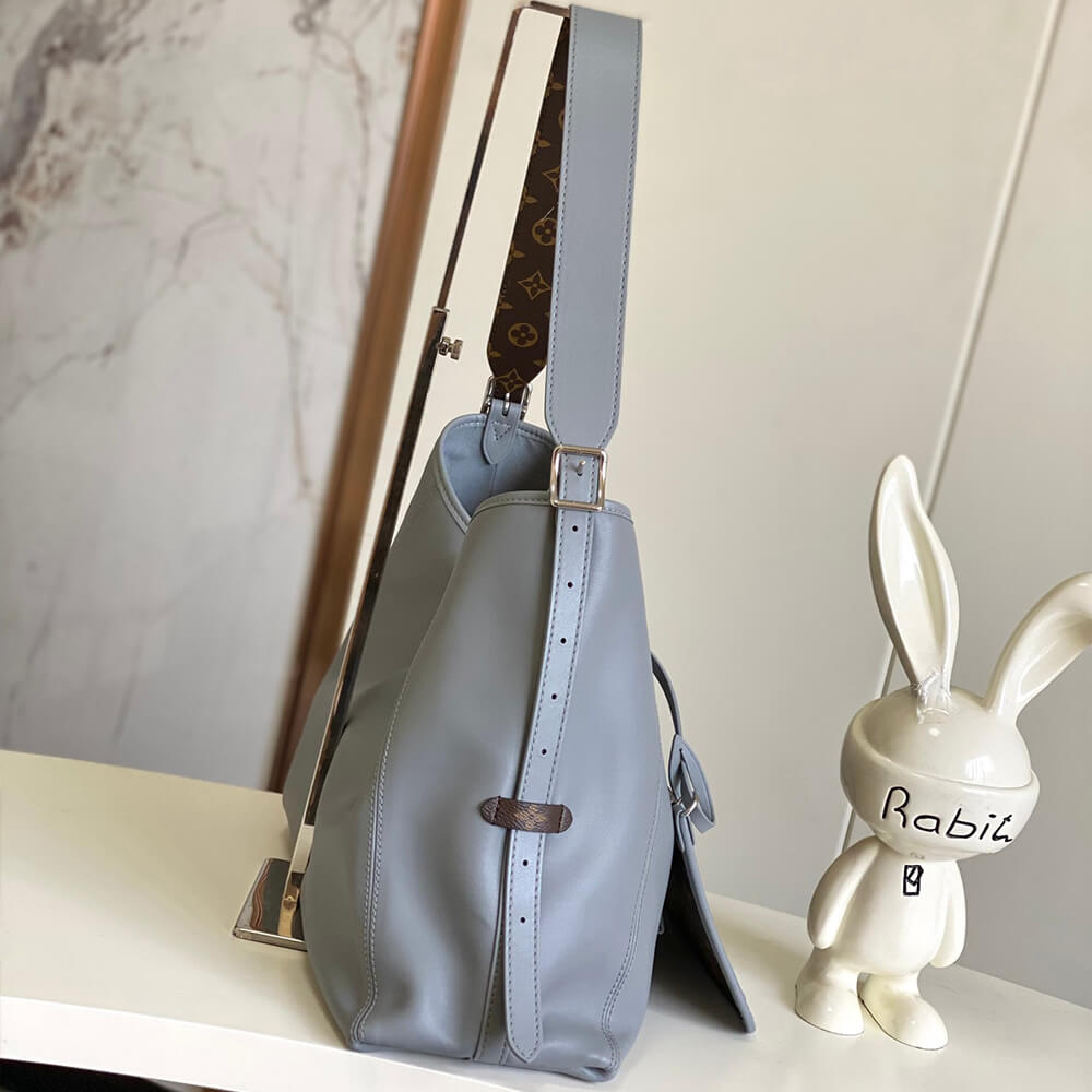 LV CarryAll MM